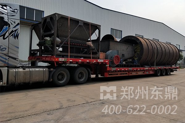 內(nèi)蒙古東勝1000噸煤泥烘干機(jī)設(shè)備裝車(chē)發(fā)貨